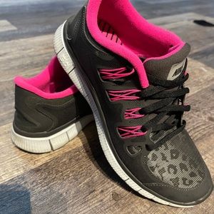 Nike Free 5.0 cheetah print 9w